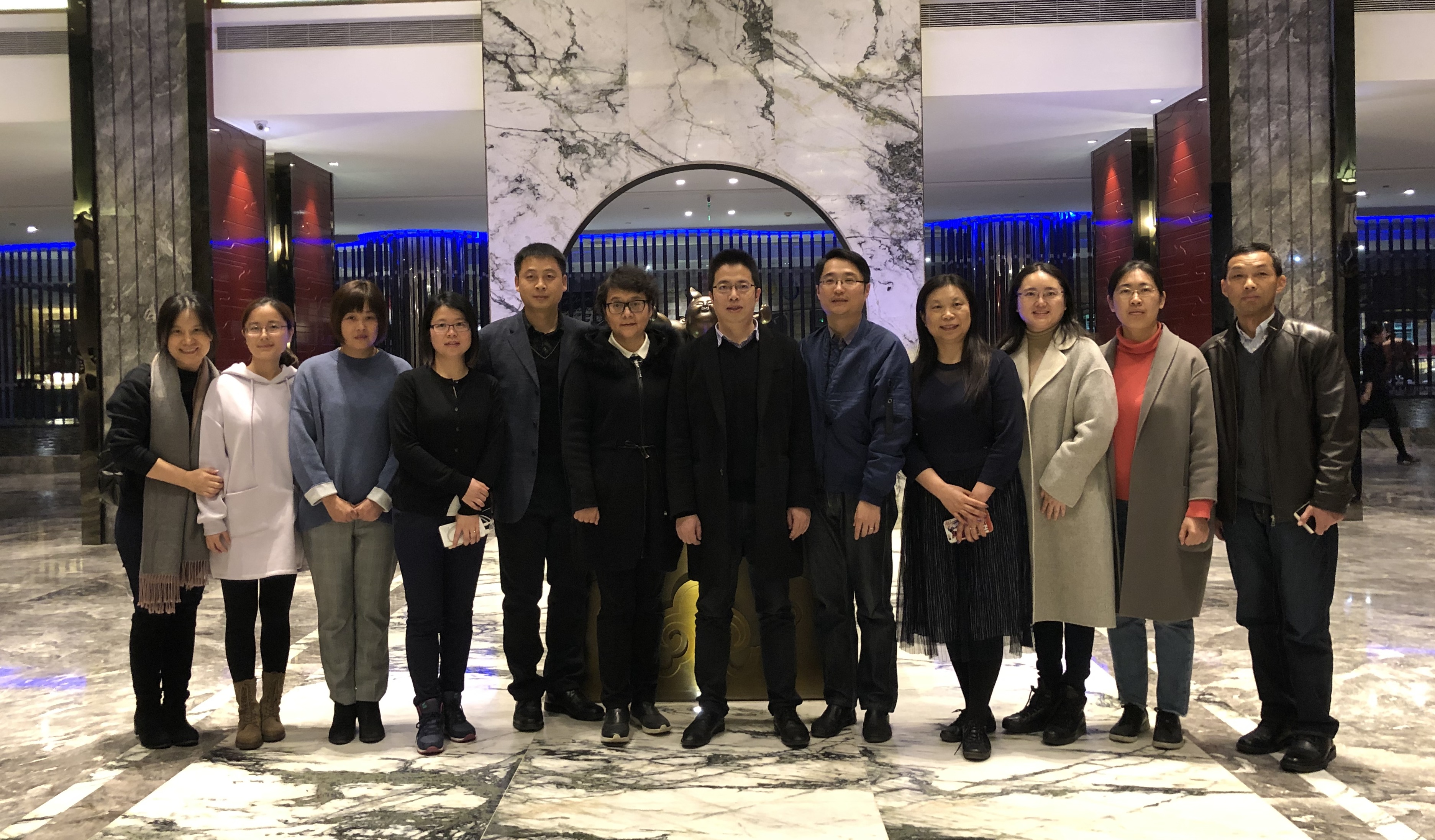 学校教师教学能力竞赛中,李萌老师荣获一等奖,周维红老师荣获二等奖